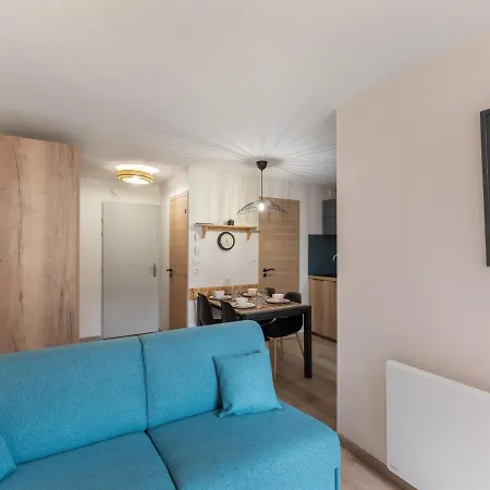 Renove 1 Pour 4 Personnes - Altineige, - Fr-1-640-46 *
